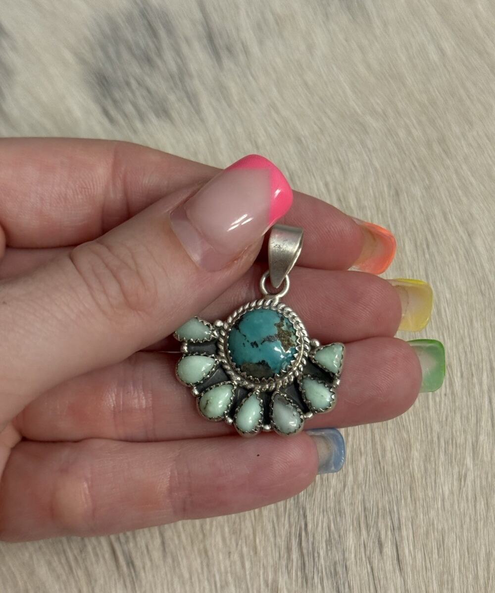 Sterling Silver Green Paloma Turquoise & Spiderweb Half Cluster Pendant 925